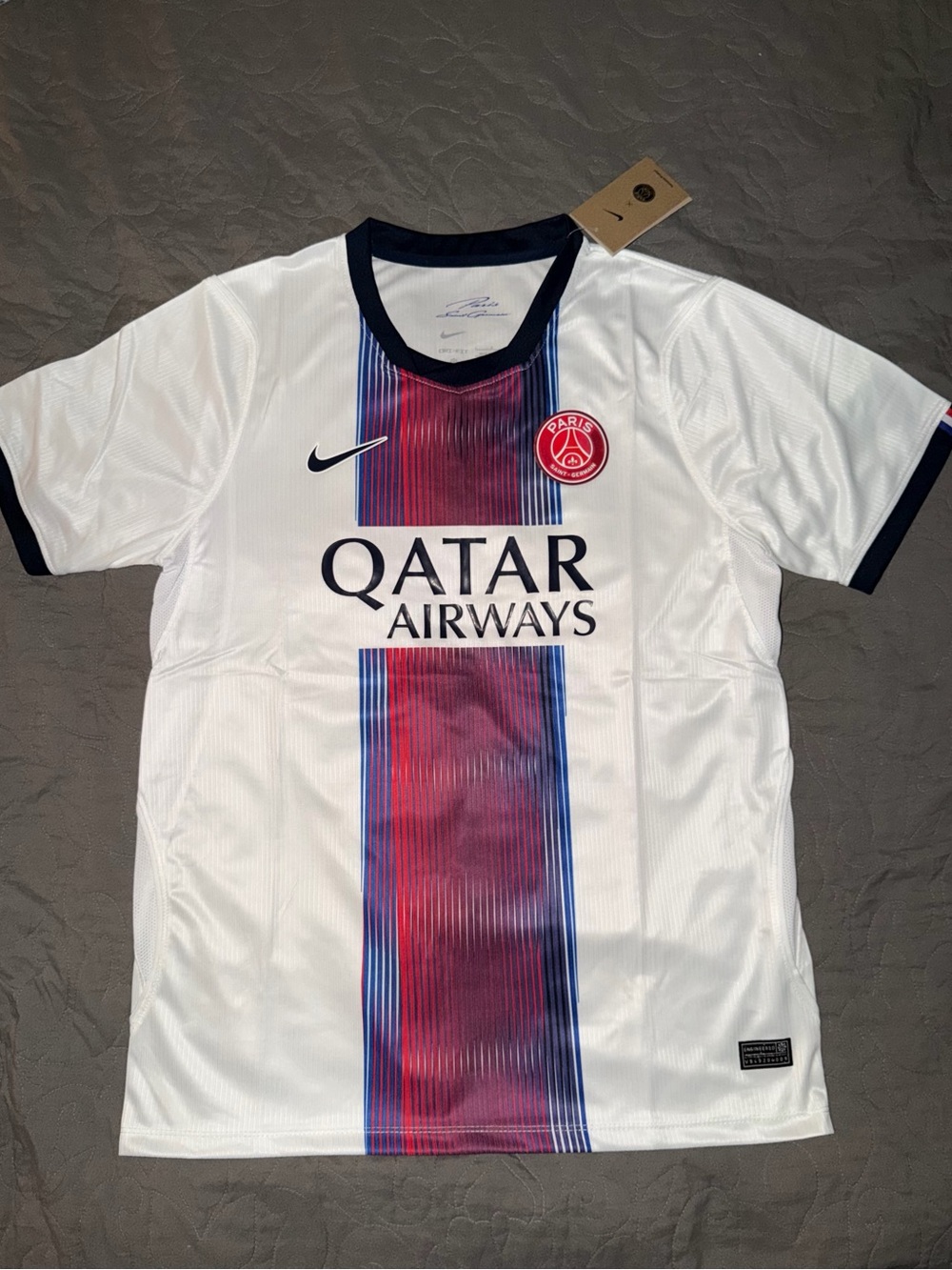 PSG 26/27 away jersey